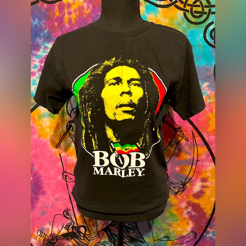 Bob Marley shirt size small